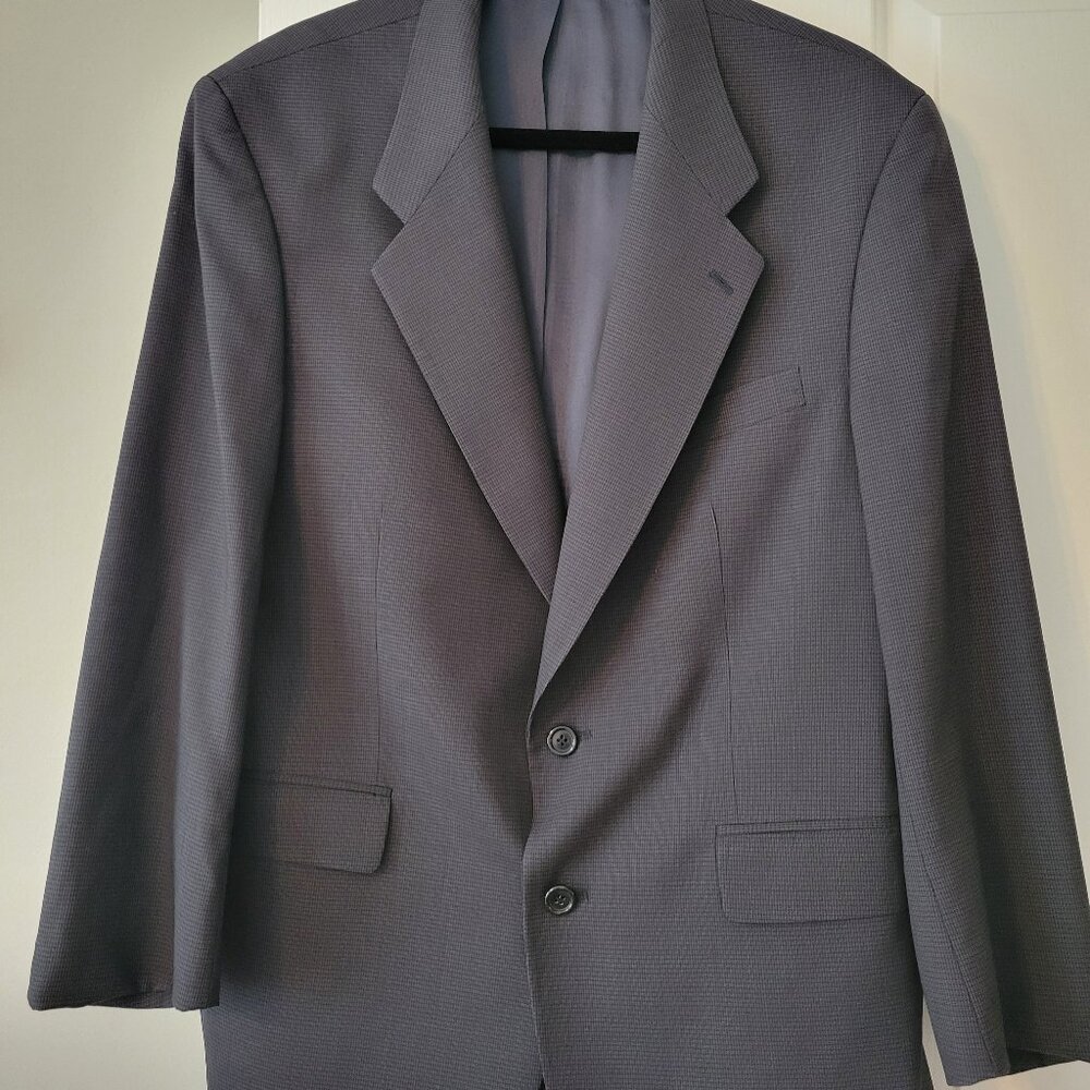 Mens Size 42 Short Dark Gray and Black Patterned Sportcoat